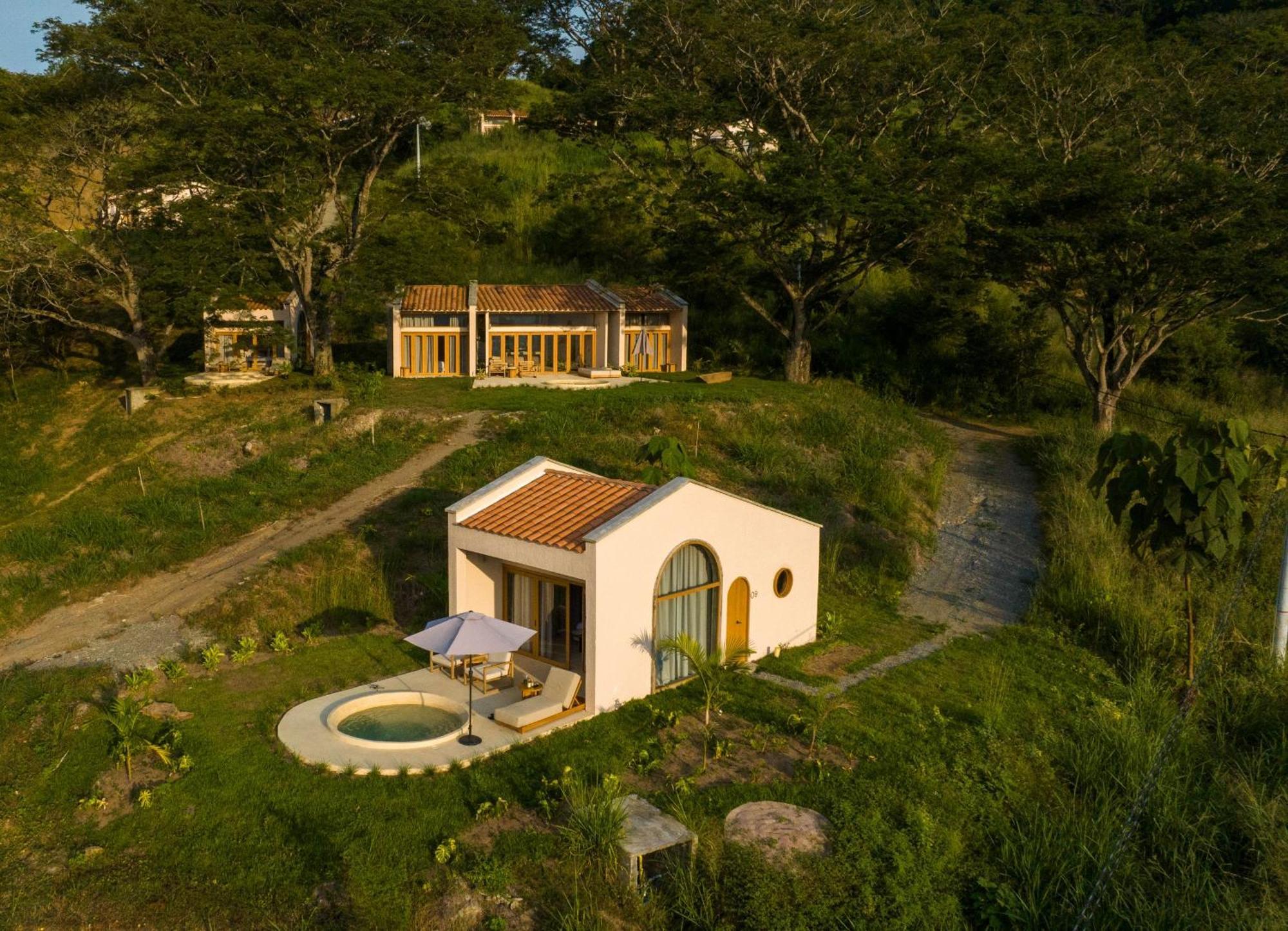 Hotel Tahiti Puente Iglesias Exterior photo