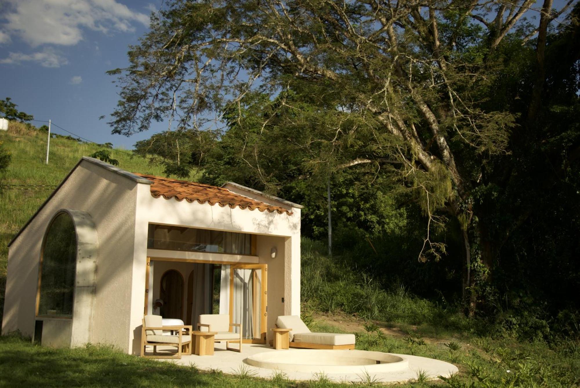 Hotel Tahiti Puente Iglesias Exterior photo