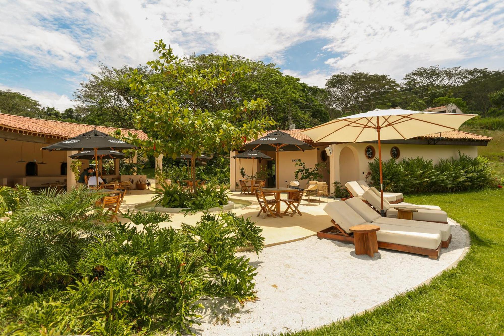 Hotel Tahiti Puente Iglesias Exterior photo