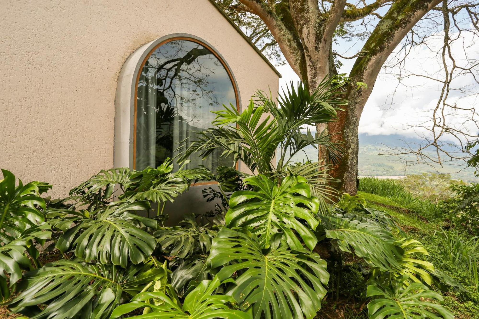 Hotel Tahiti Puente Iglesias Exterior photo