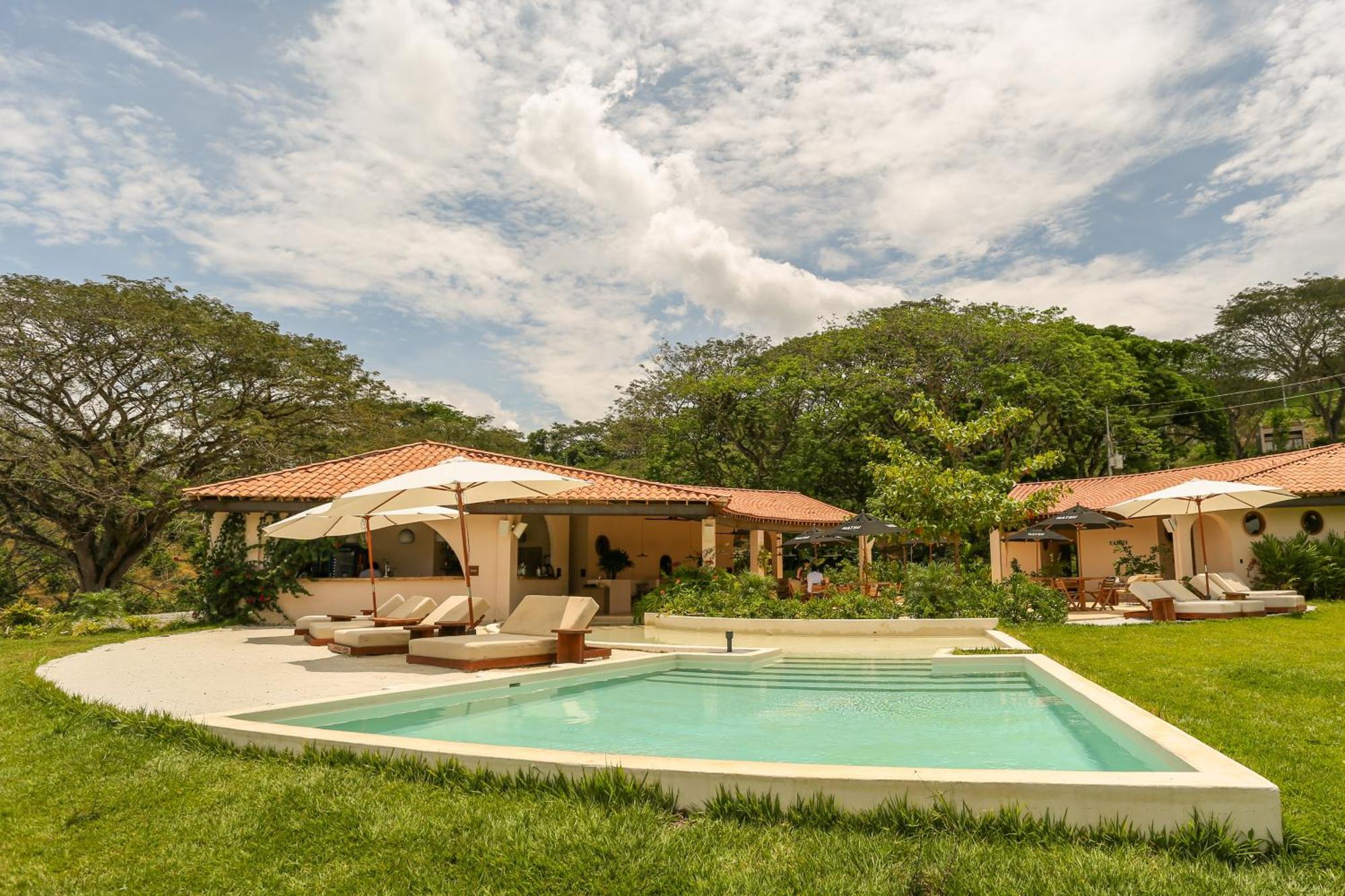 Hotel Tahiti Puente Iglesias Exterior photo